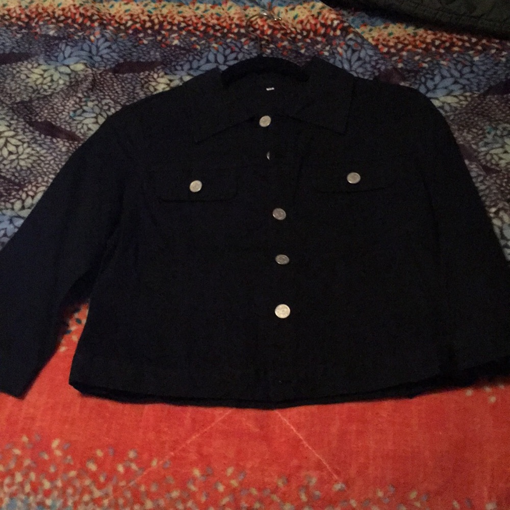 Black low-cut jacket button-up.